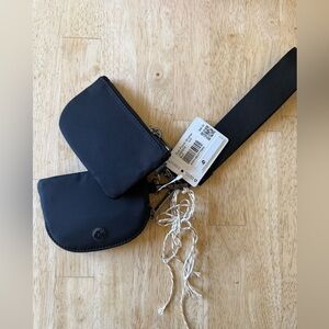 NWT lululemon dual pouch wristlet